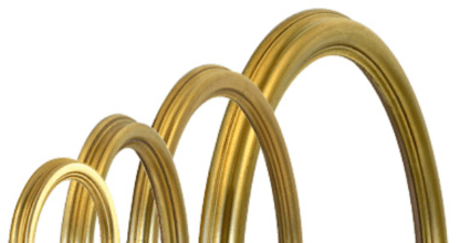 ovaler Holzrahmen gold