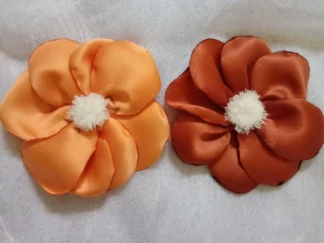 Handgemachte Satin Stoffblume (R12)